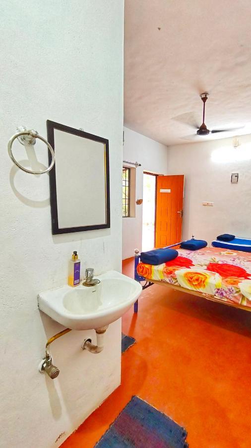 Hostel Travellers Tribe By Livelehood Habitat Auroville Exterior foto